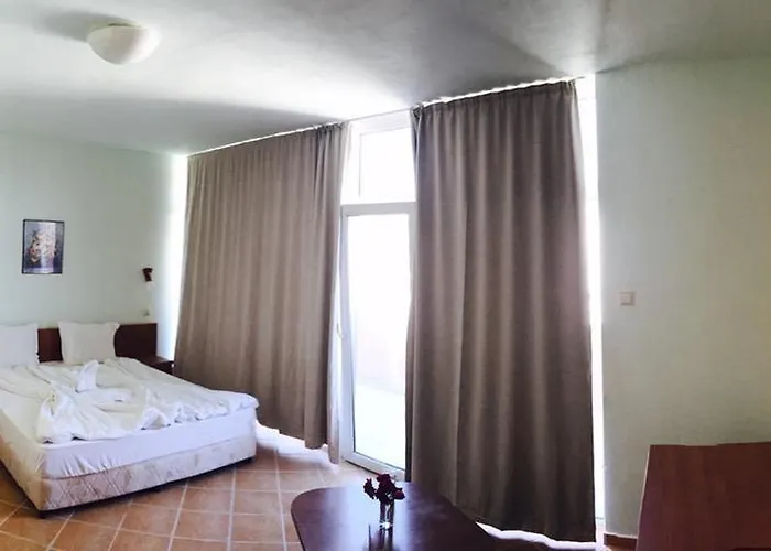 Eco Palace Приморско