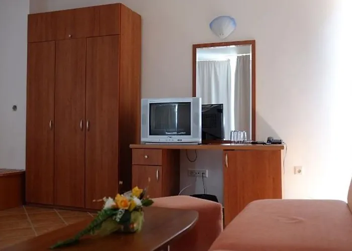 Отель Eco Palace Приморско