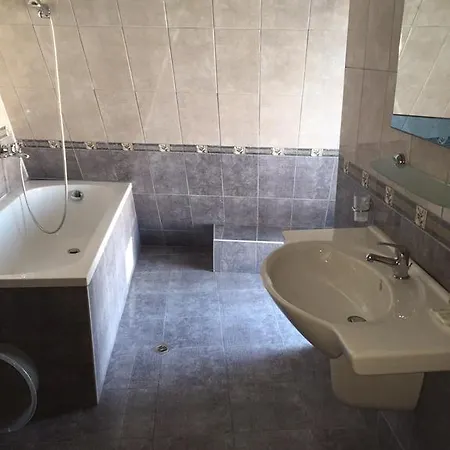 Хотел Eco Palace Приморско