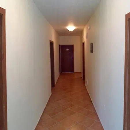 Хотел Eco Palace 3*
