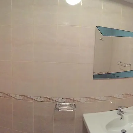 Eco Palace Хотел 3*