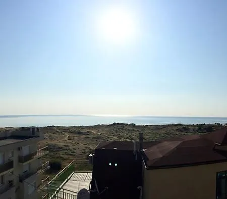 Хотел Eco Palace 3*